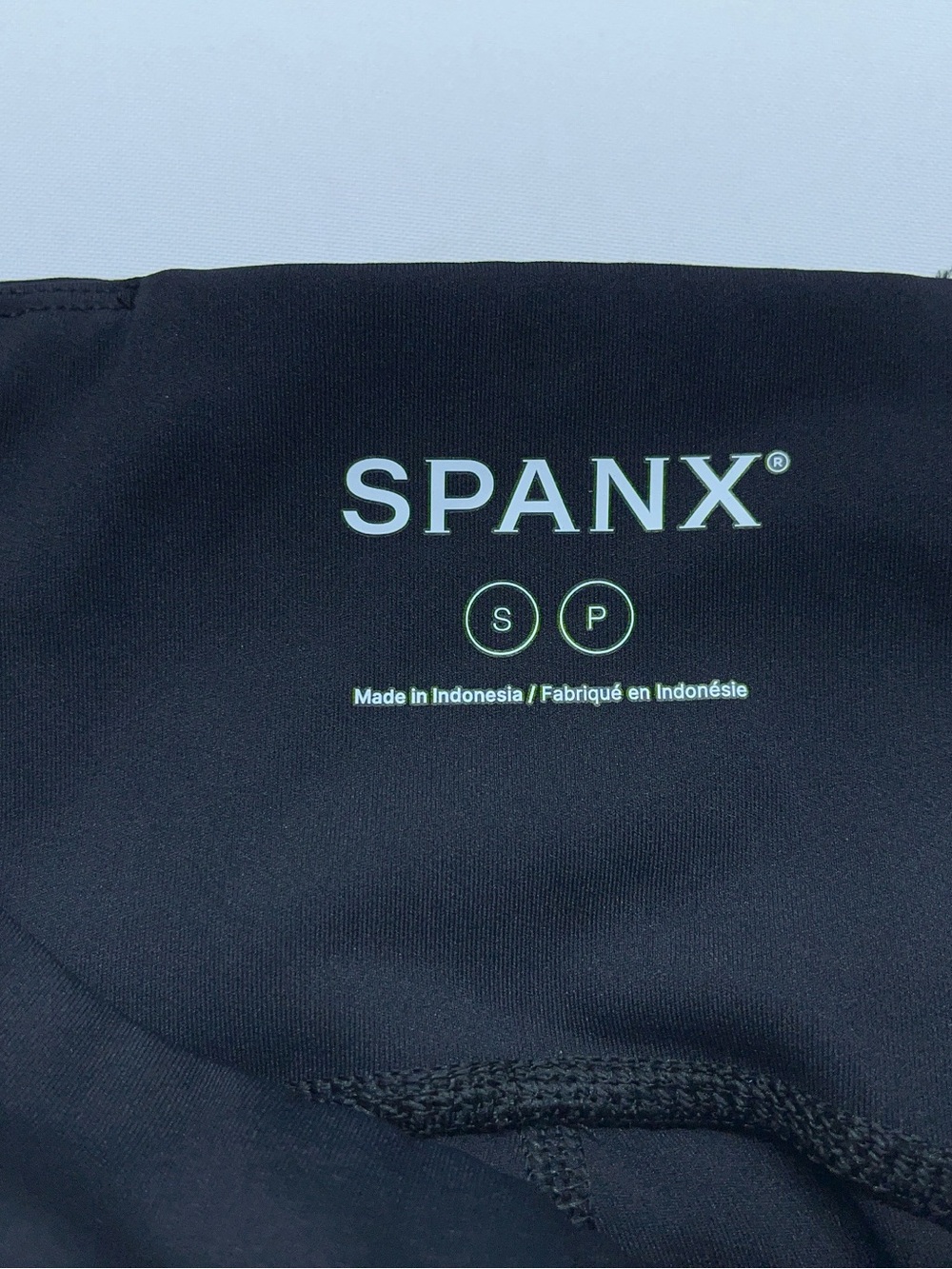 Spanx Leggings Womens Size Small Black Cropped Yoga Training Athleisure 23” Ins - Picture 5 of 14